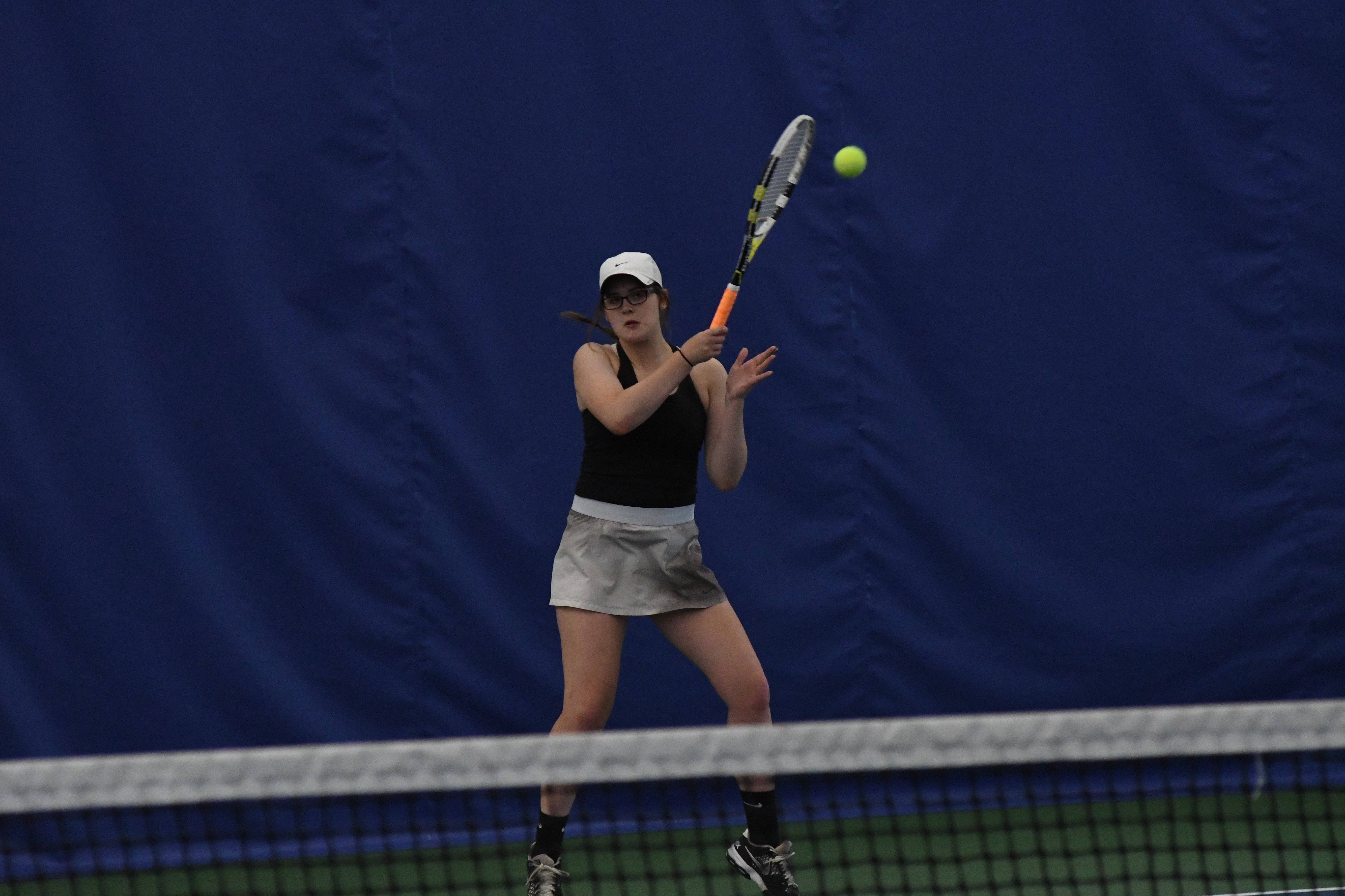 girls tennis player