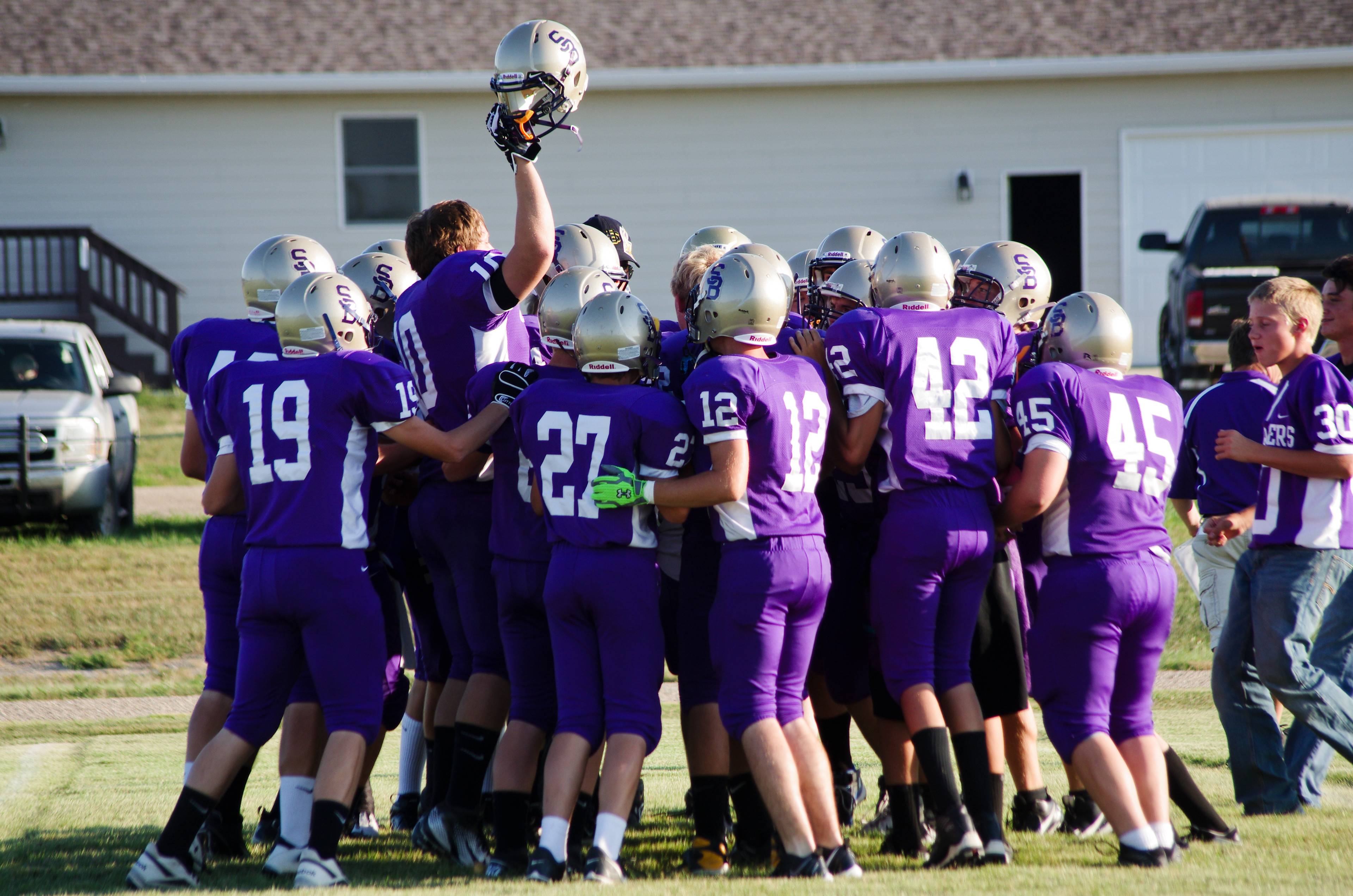 Sully Buttes football team