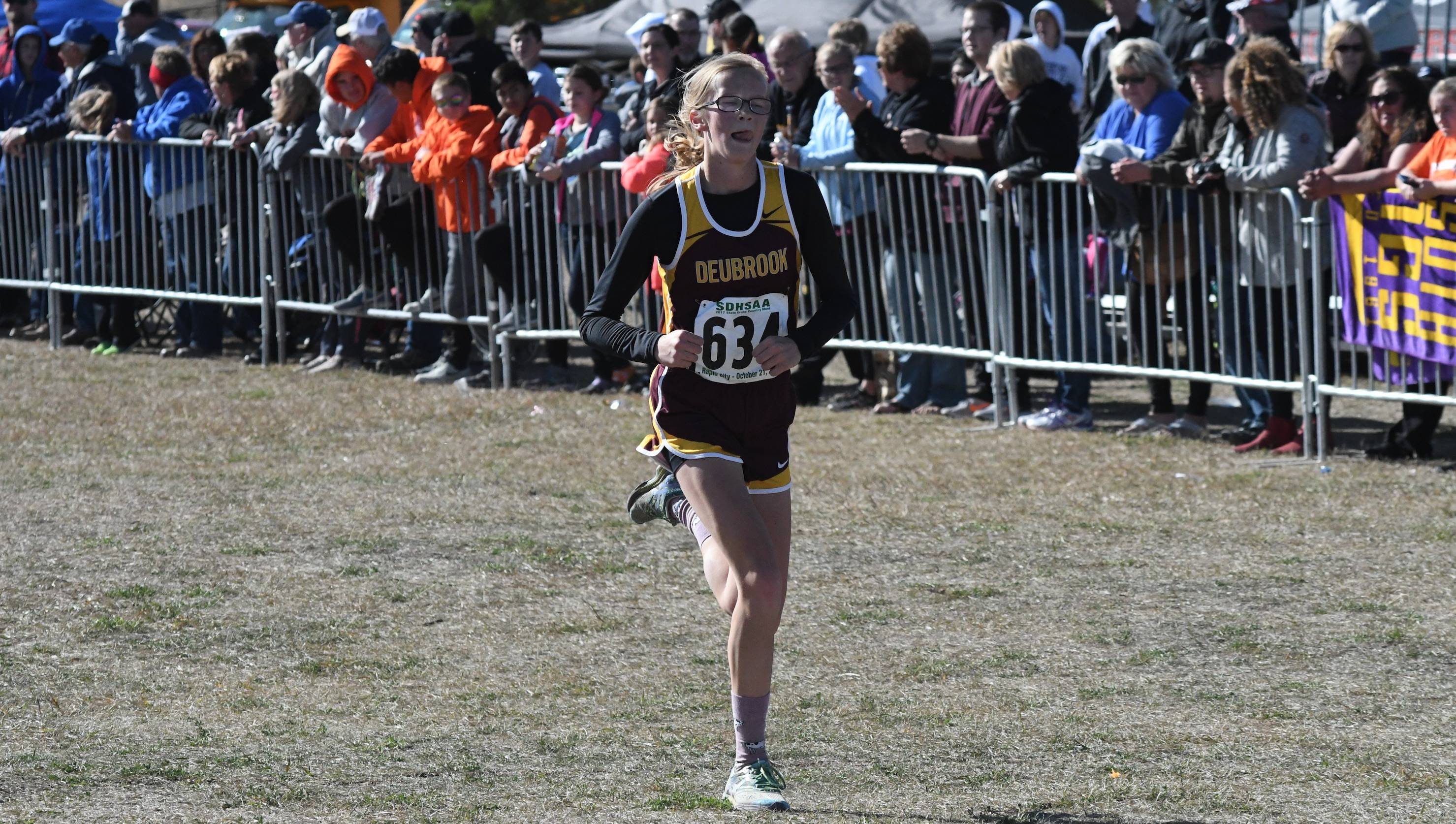 Girls cross country runner