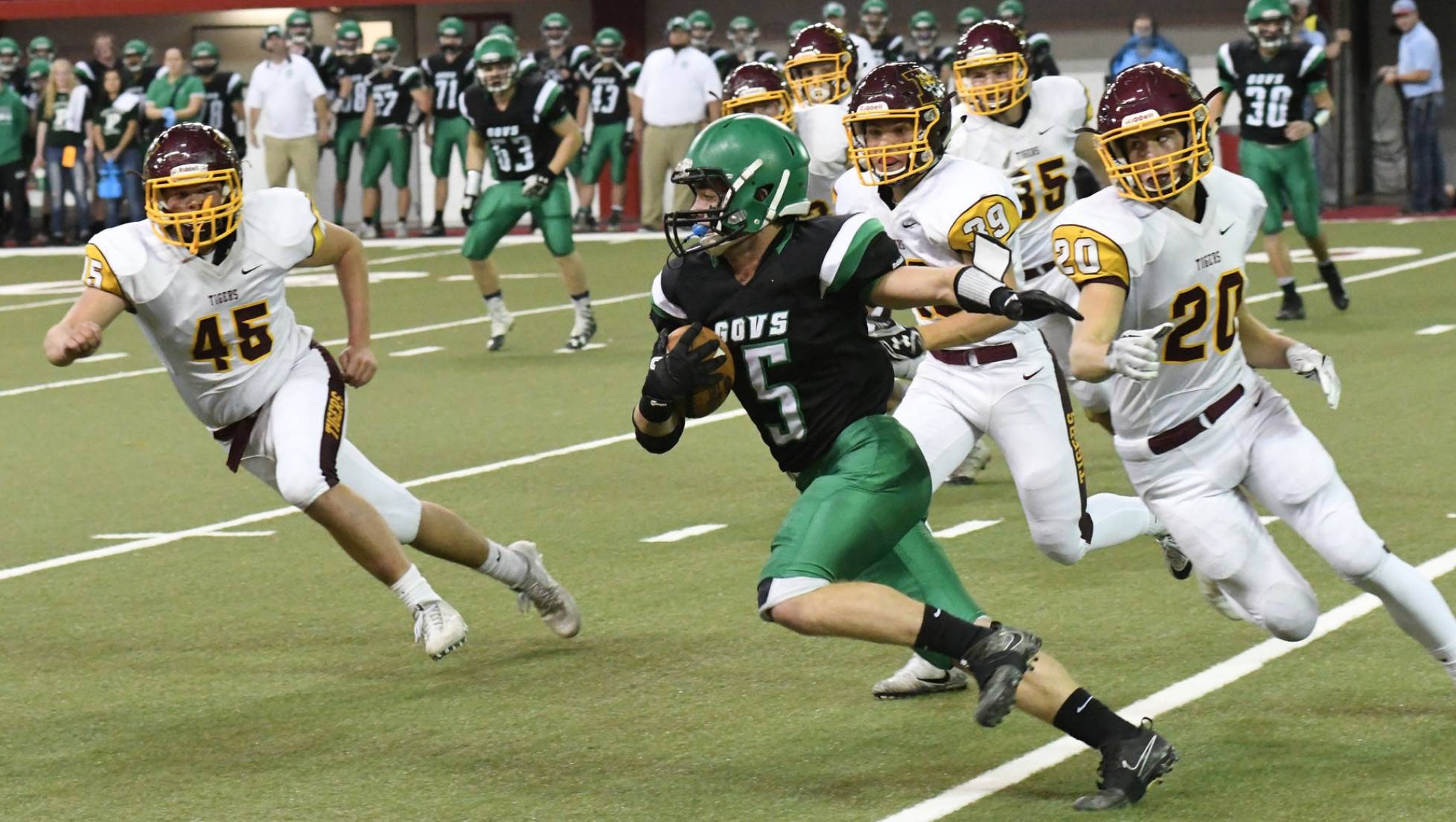 high school football players