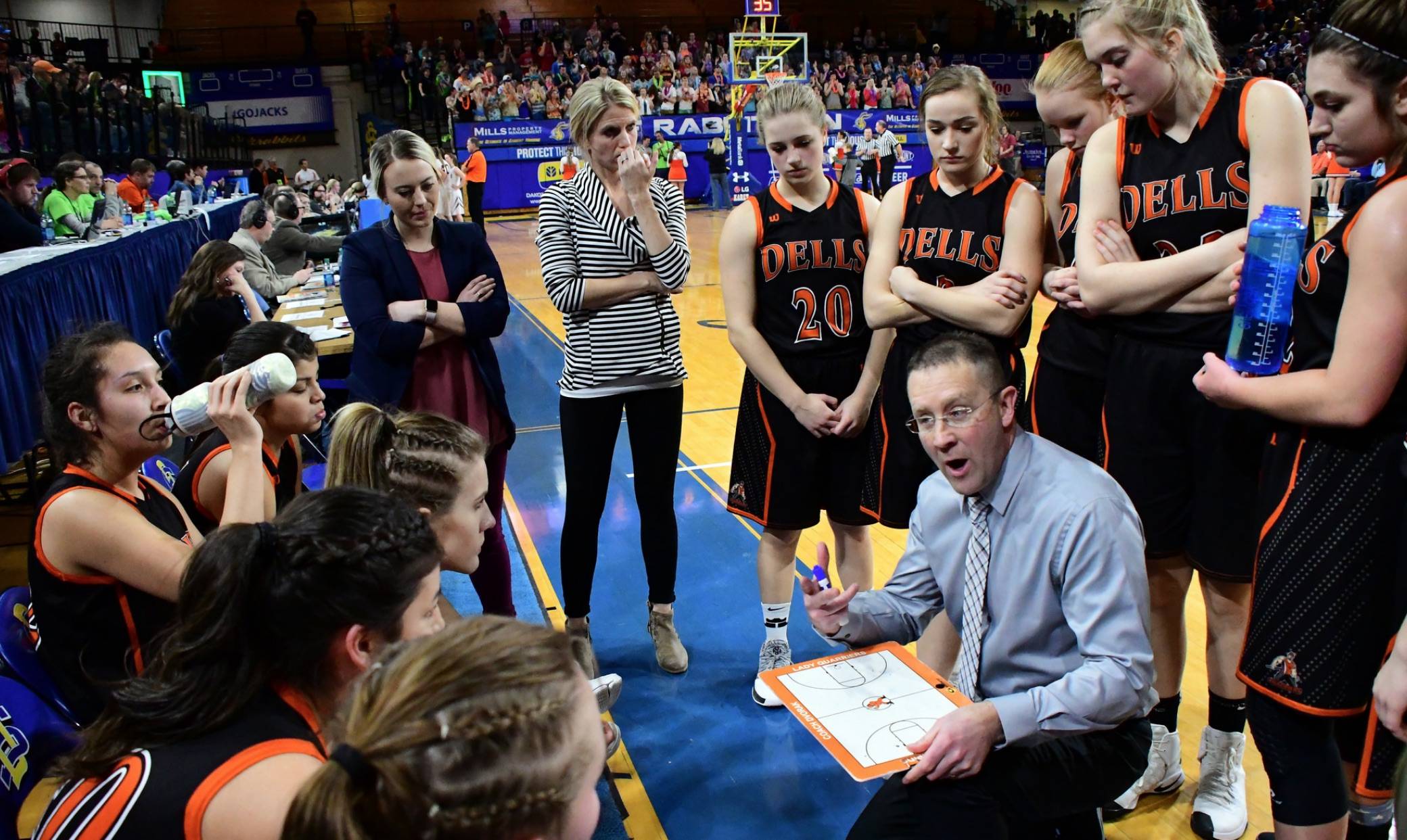 Dells girls basketball team