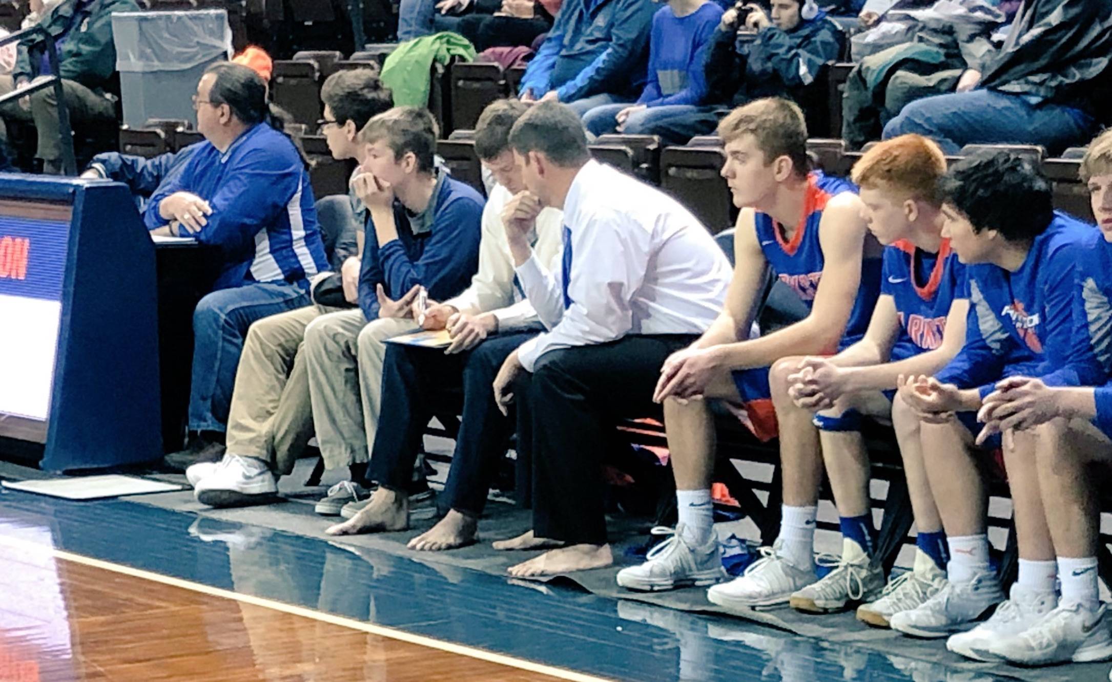 photo of Parkston Trojans boys basketball bench 