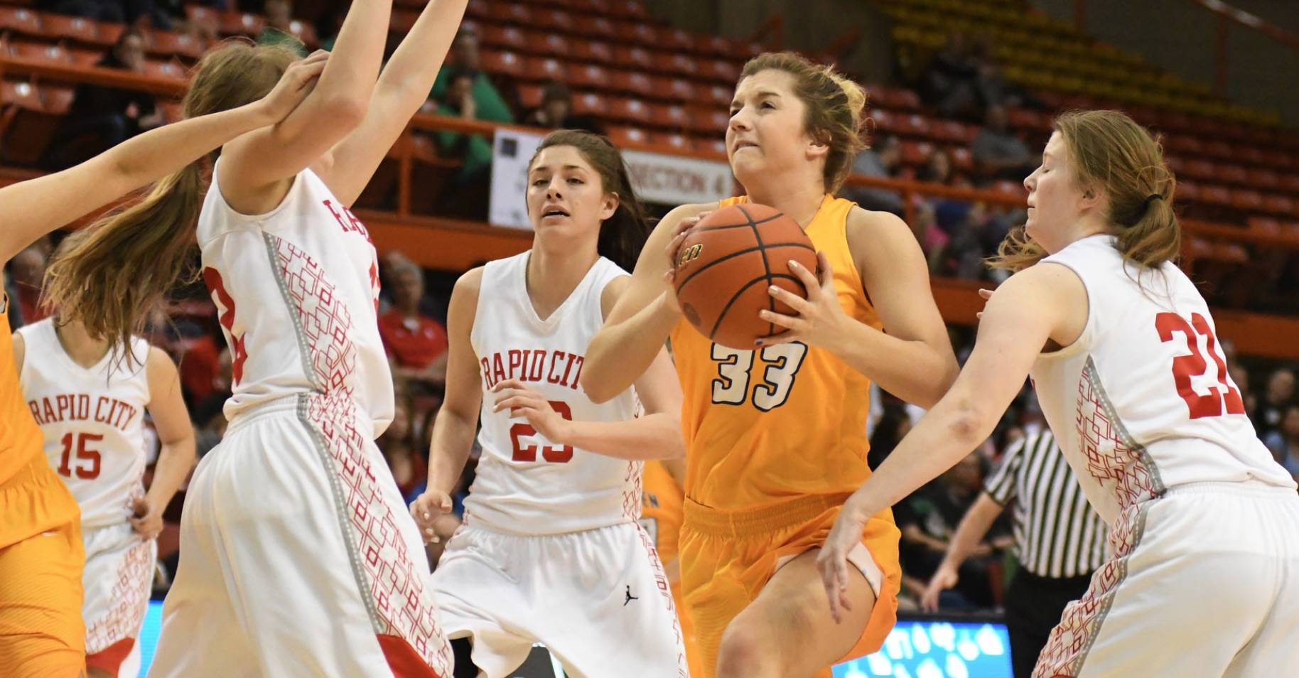 girls basketball players