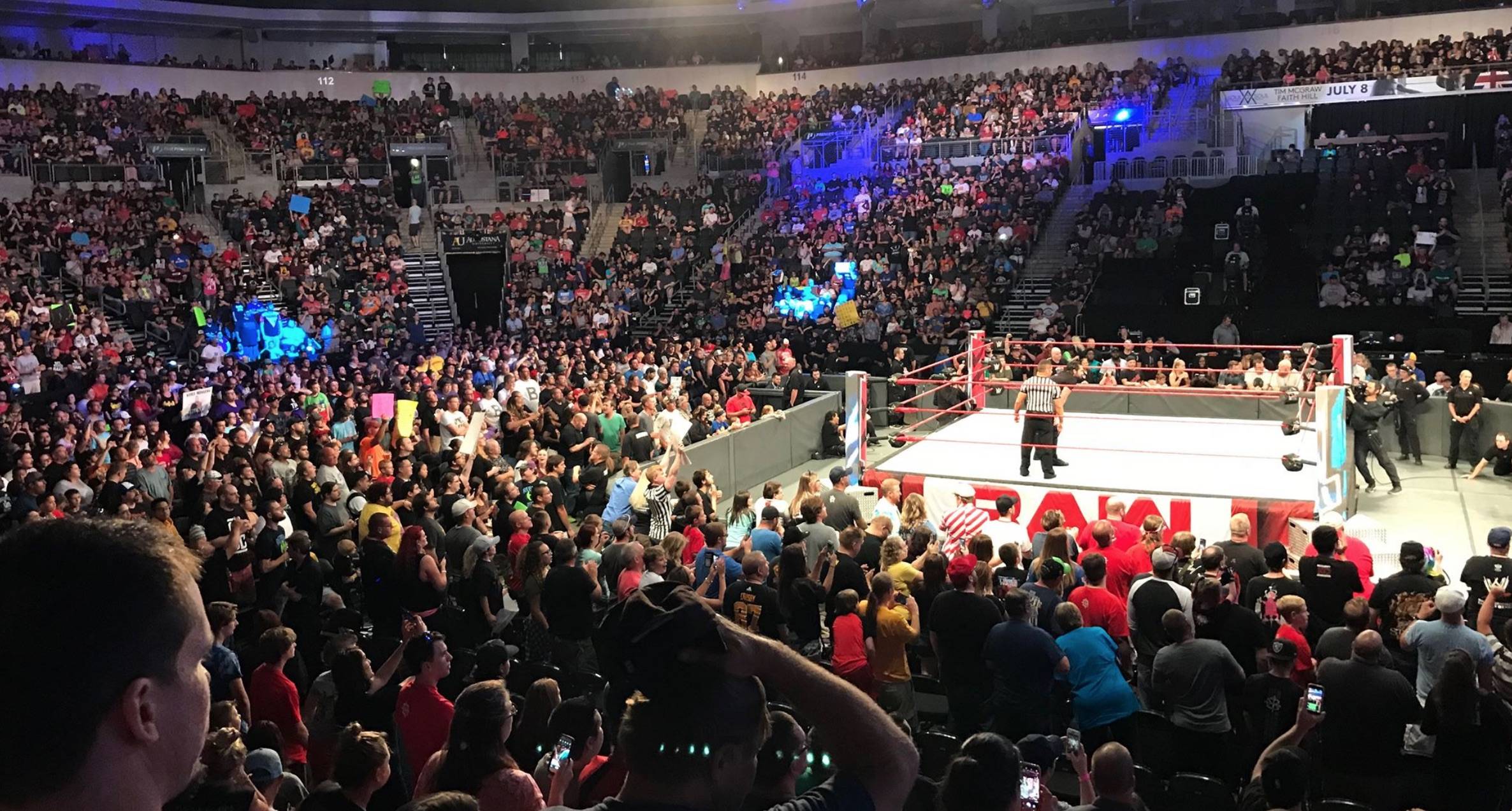 Monday Night RAW, Sioux Falls