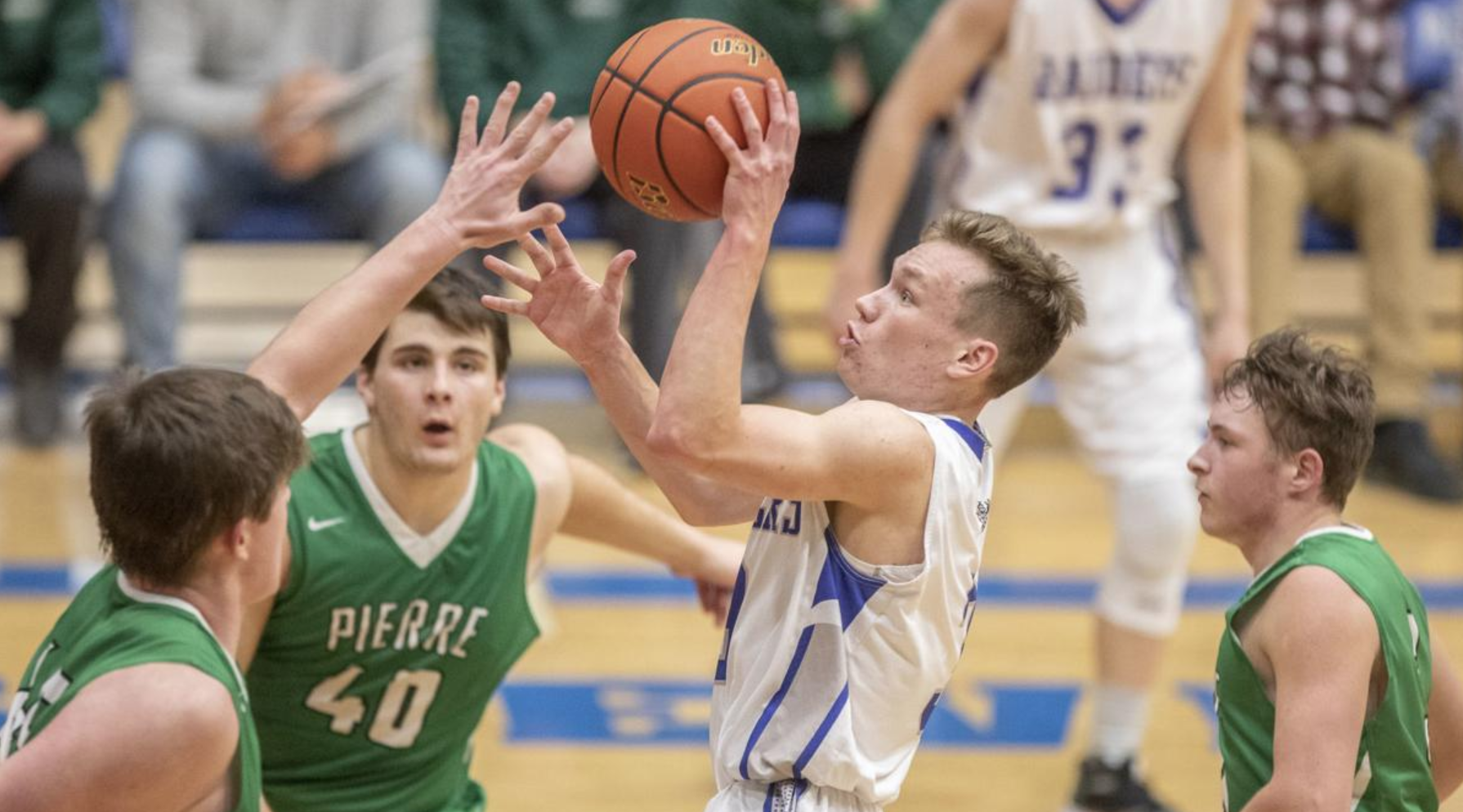 boys basketball players