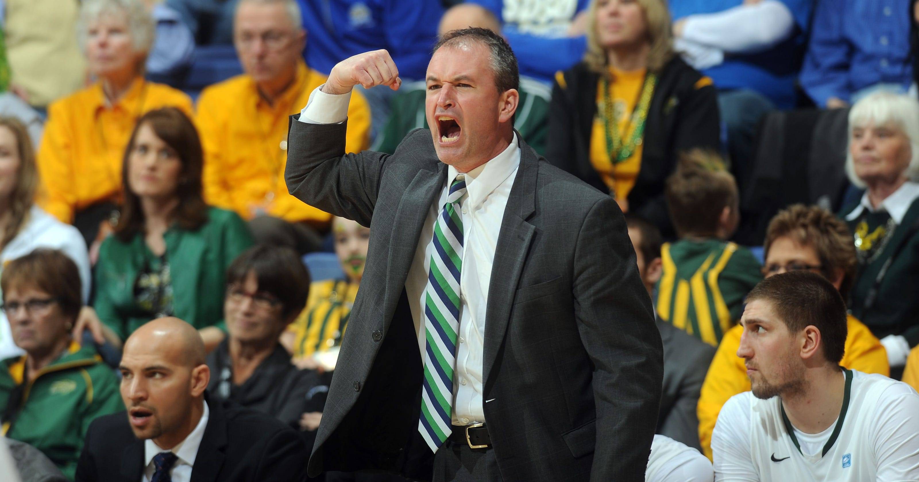 Saul Phillips, Basketball coach