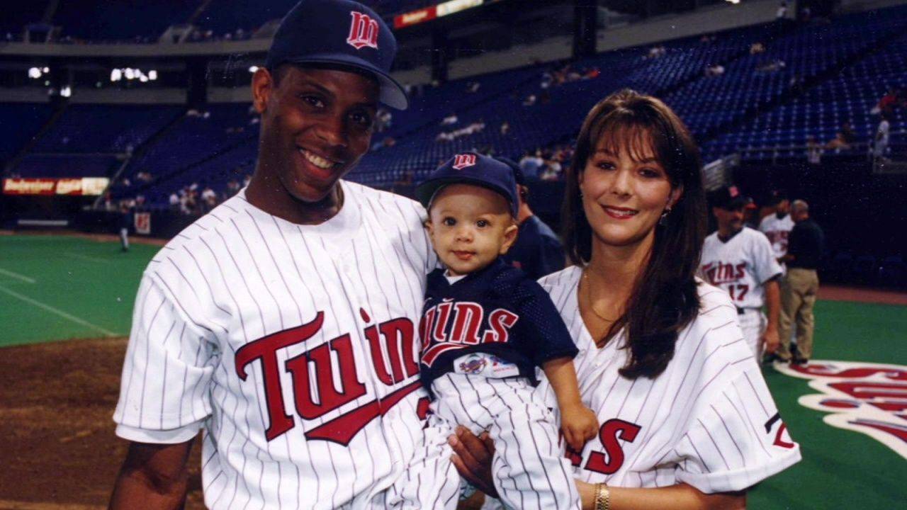 Photo of Pat Mahomes and family