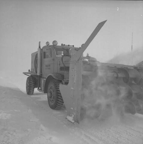 Image - 1962 Oshkosh Brand Plow Pierre 1962.jpg