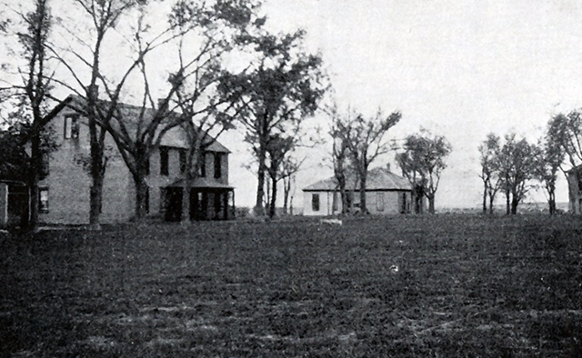 Image - Officers Quarters1935-repaired.jpg