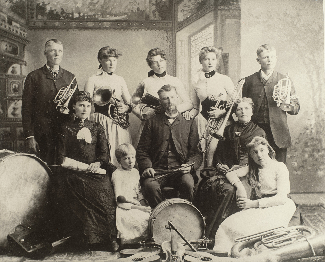 Image - bowerfamilyband-sm .jpg