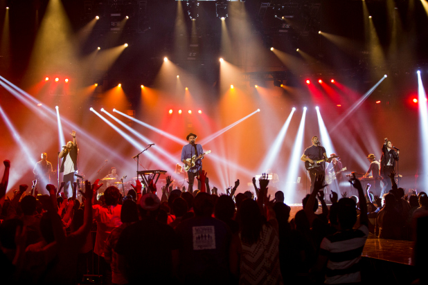Image - Hillsong.jpg