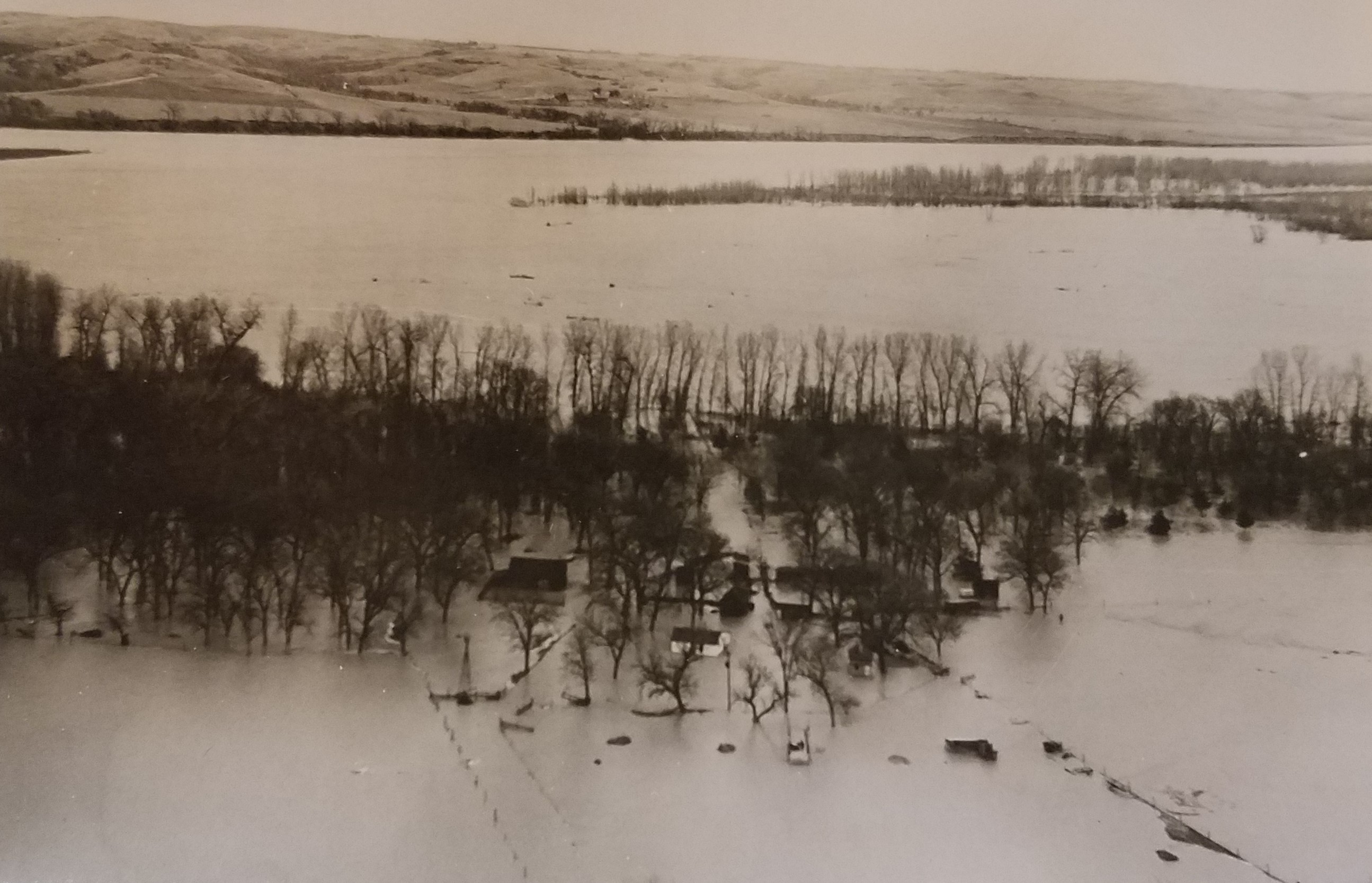 Image - Missouri River Valley Flood2 1952.jpg