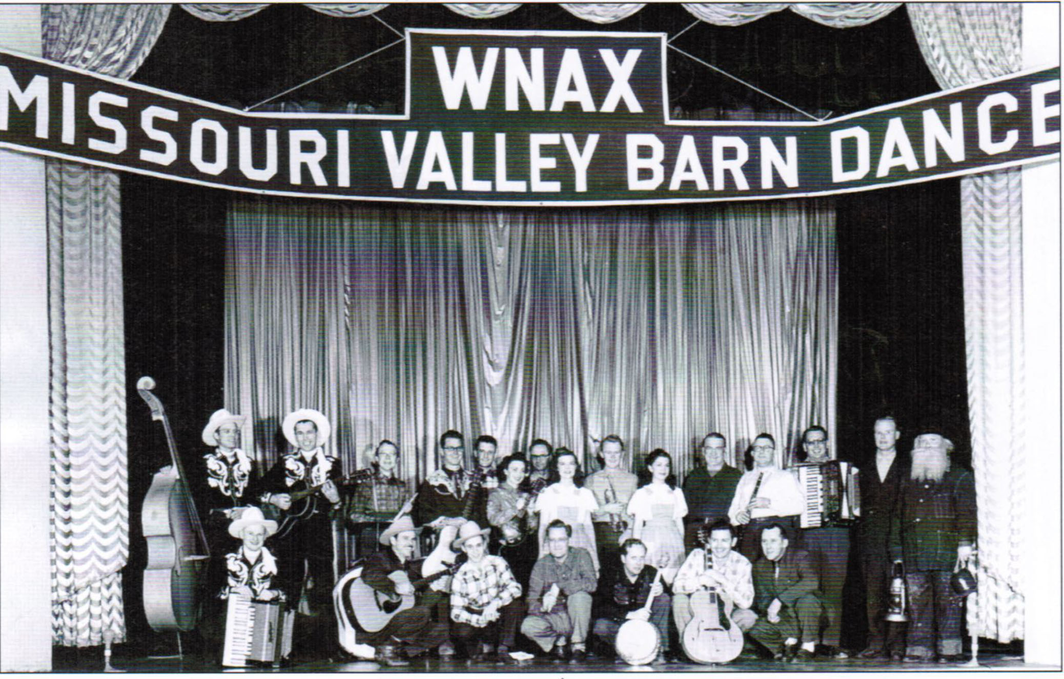 Image - Barn Dance Group 2.jpg