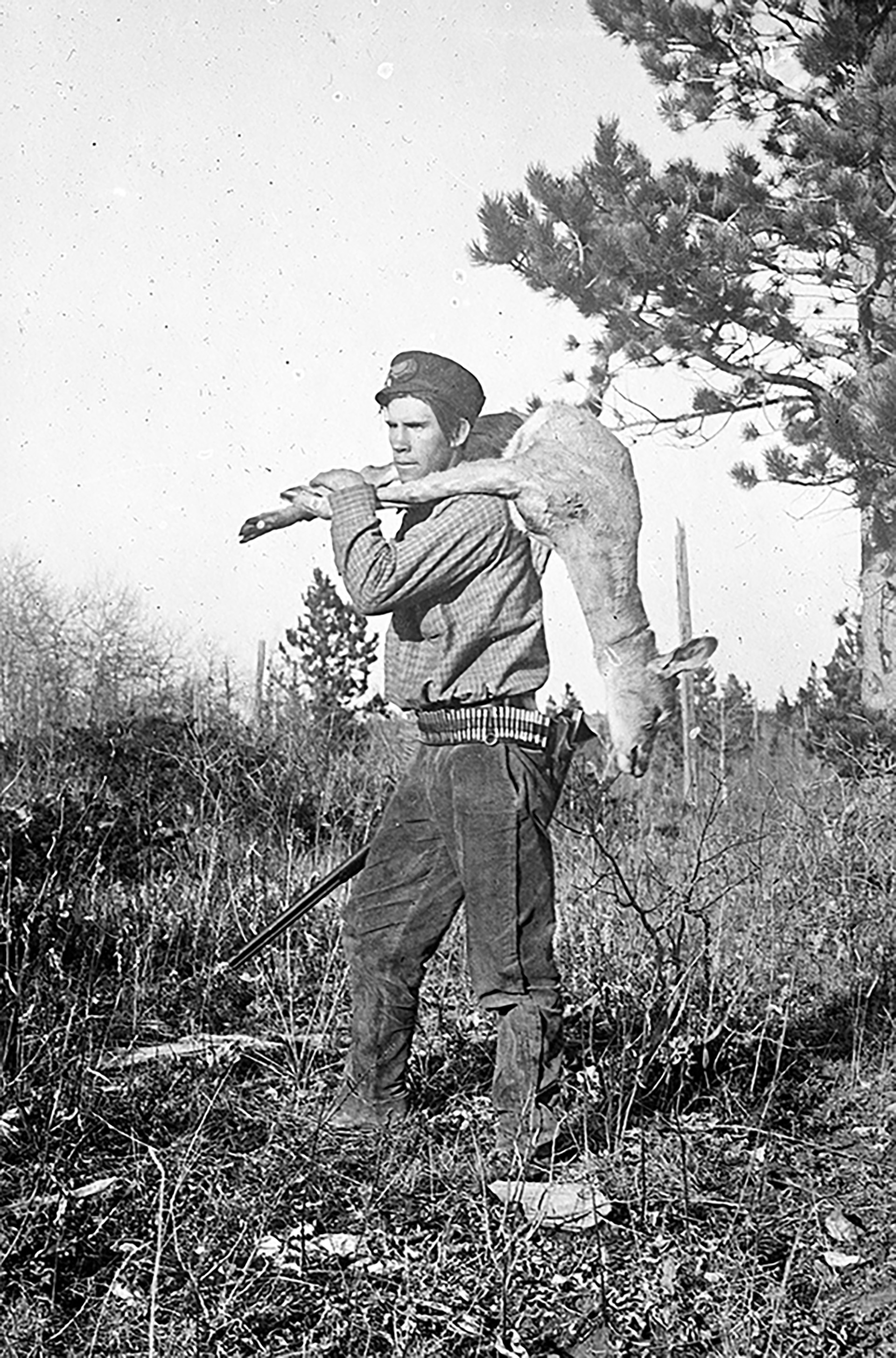 Image - Fred Farrar Self Portrait Hunting Circa 19055.jpg