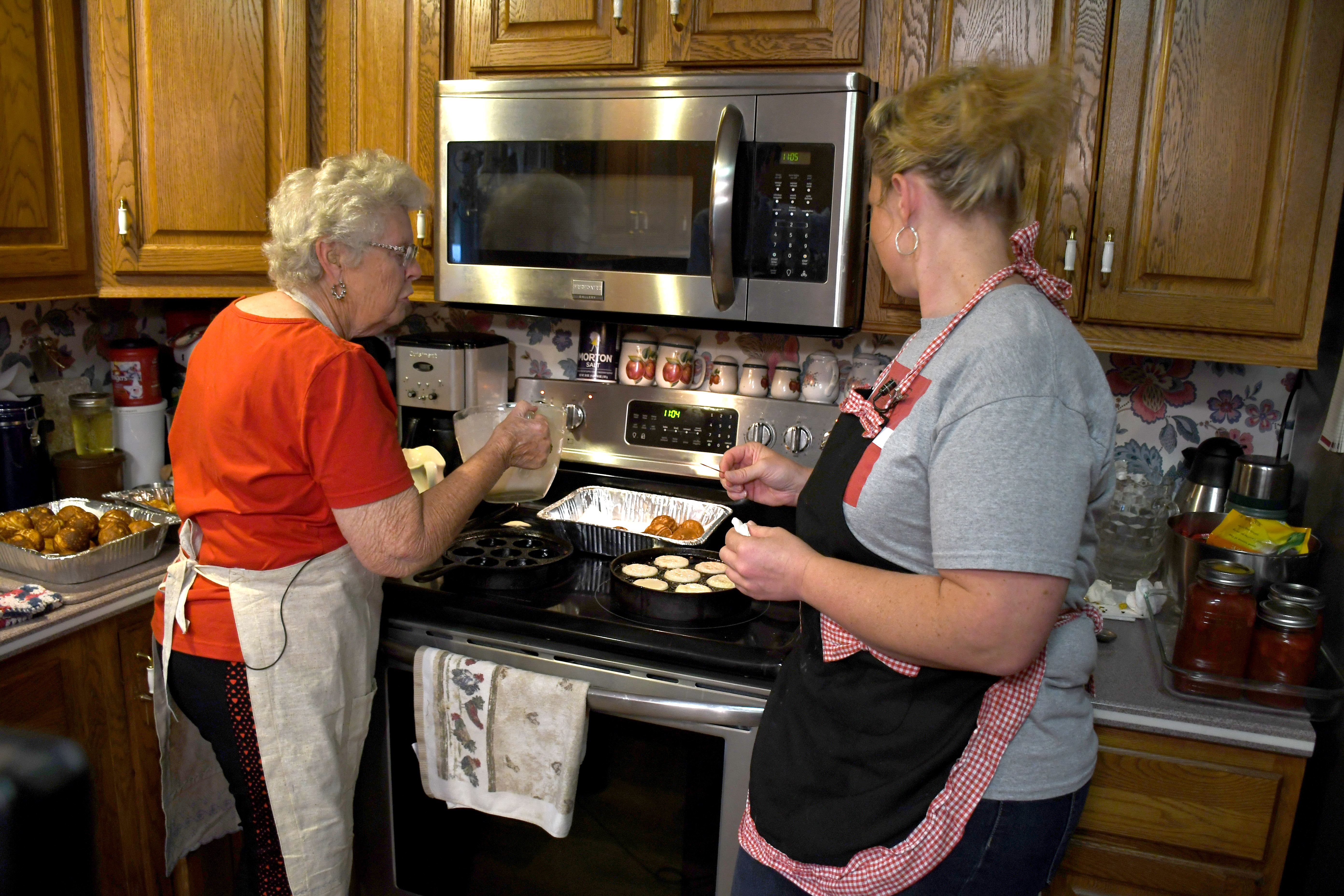 Image - Roberta_Kayla.jpg Image - Roberta_Kayla.jpg