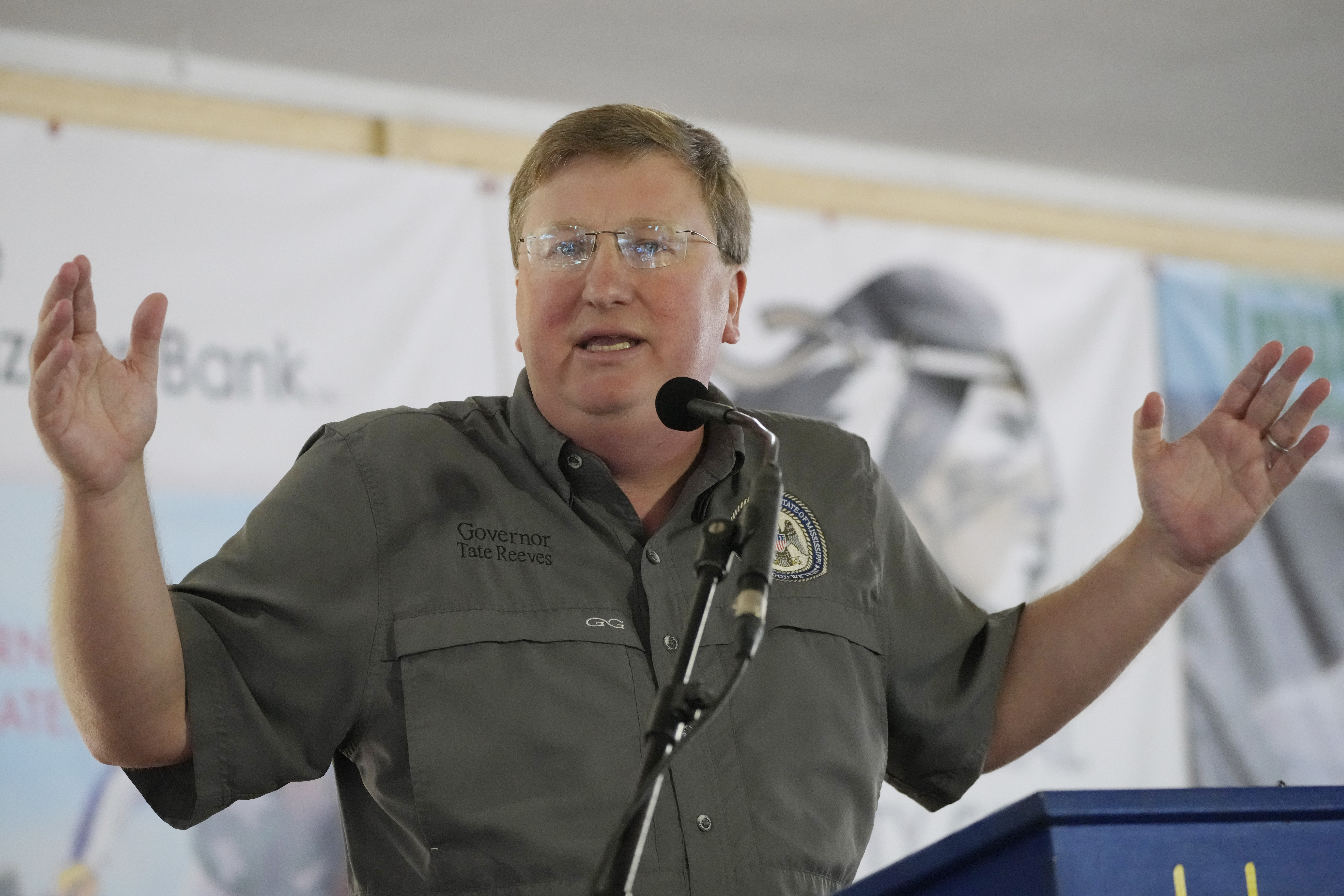 State officials focus on national politics during final round of Neshoba County Fair stump speeches