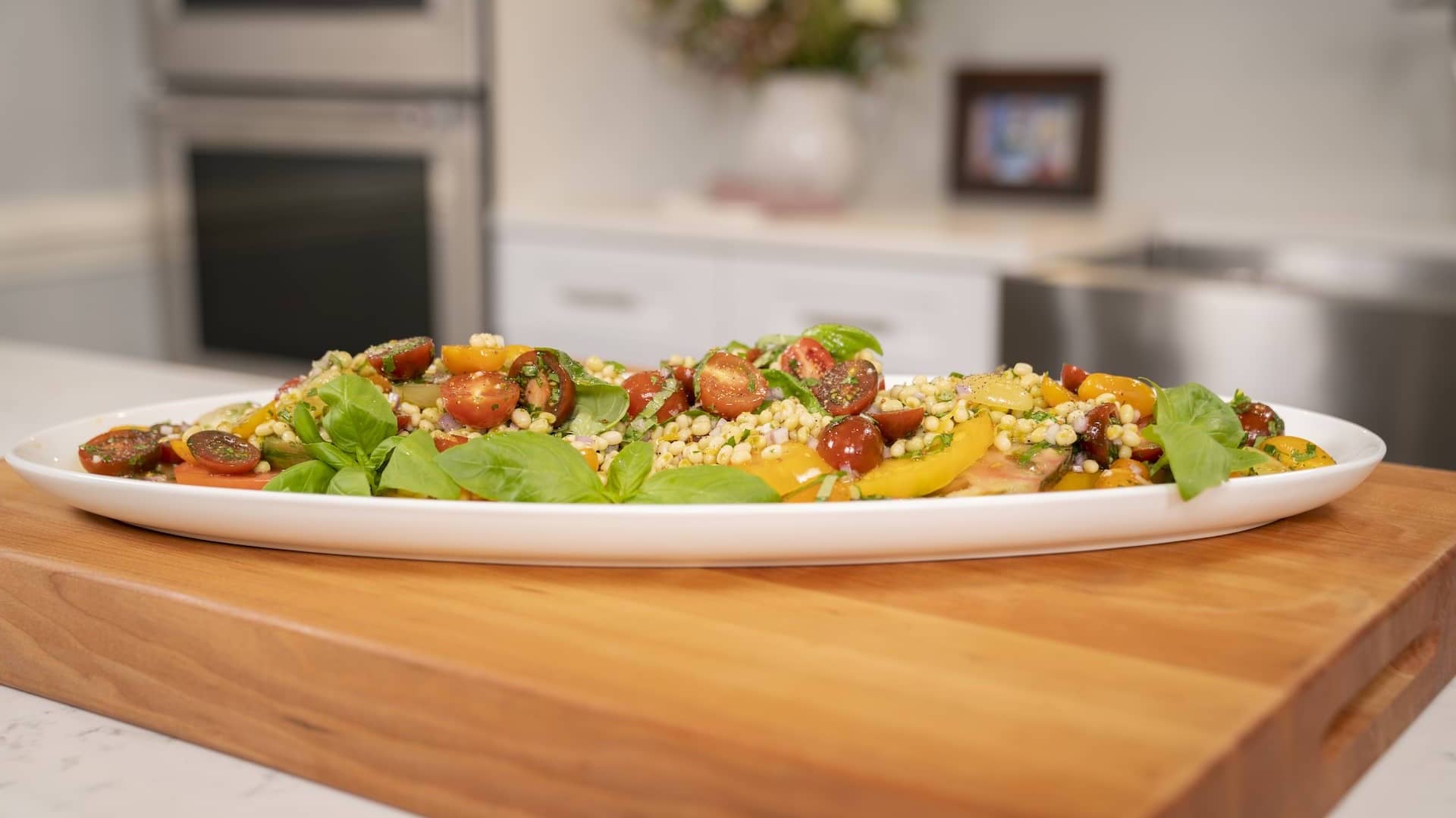 Lady Pea and Heirloom Tomato Salad with Lemon Vinaigrette | The Key Ingredient | PBS North Carolina